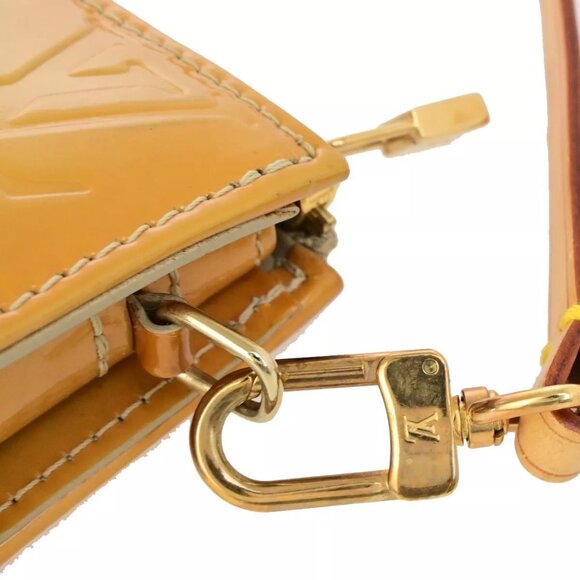 LOUIS VUITTON Lexington Shoulder Bag Monogram Vernis Beige - Picture 11 of 16